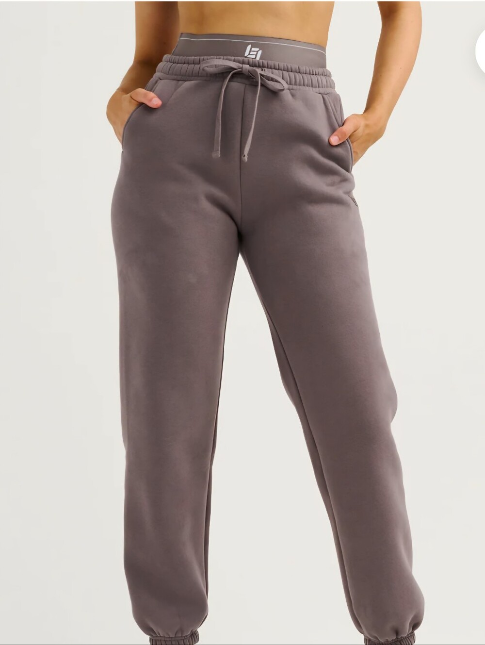 Echt -Neutral Taupe Jogger Sweatpants. Super Soft